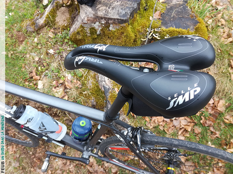 Changement de selle de vélo pour une SMP Trk Gel